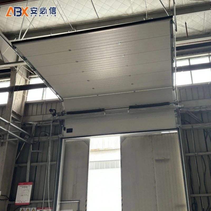 四平钢制滑升门